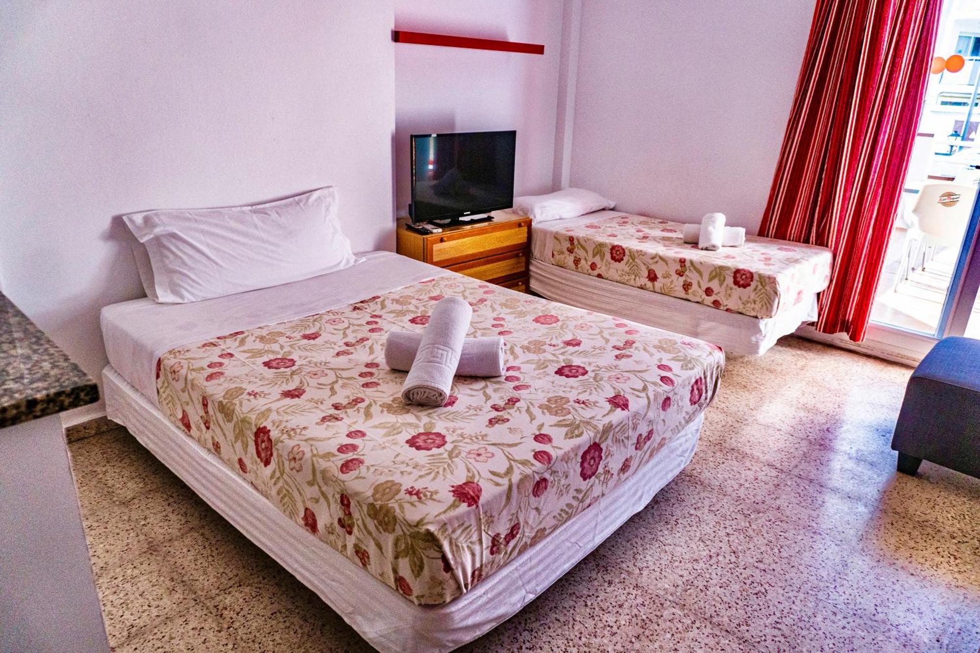 Eva Aparthotel リョレート・デ・マル エクステリア 写真
